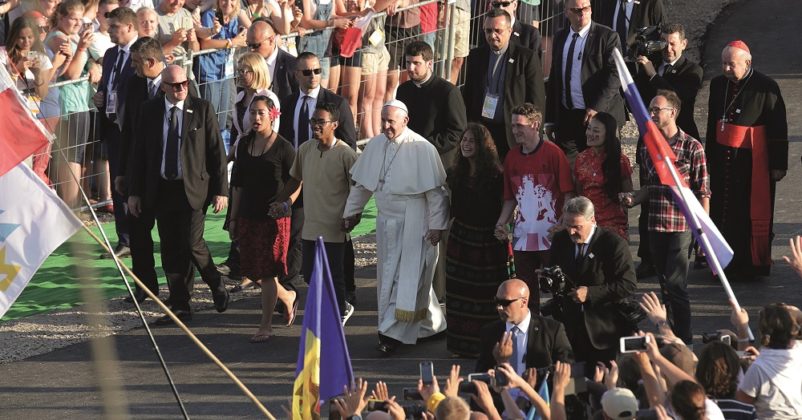 Menj el földedről?